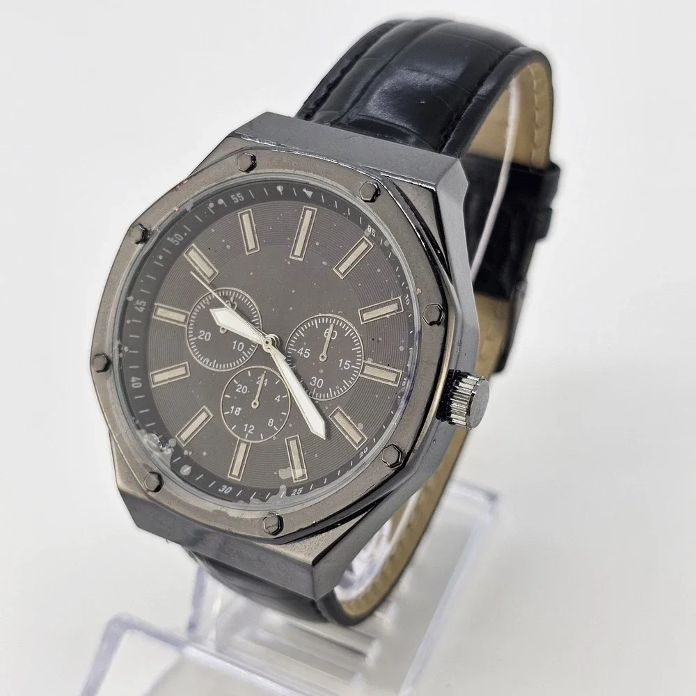 Men's Analog Watch 44MM Black Dial Case Black Faux Leather Bands New Battery